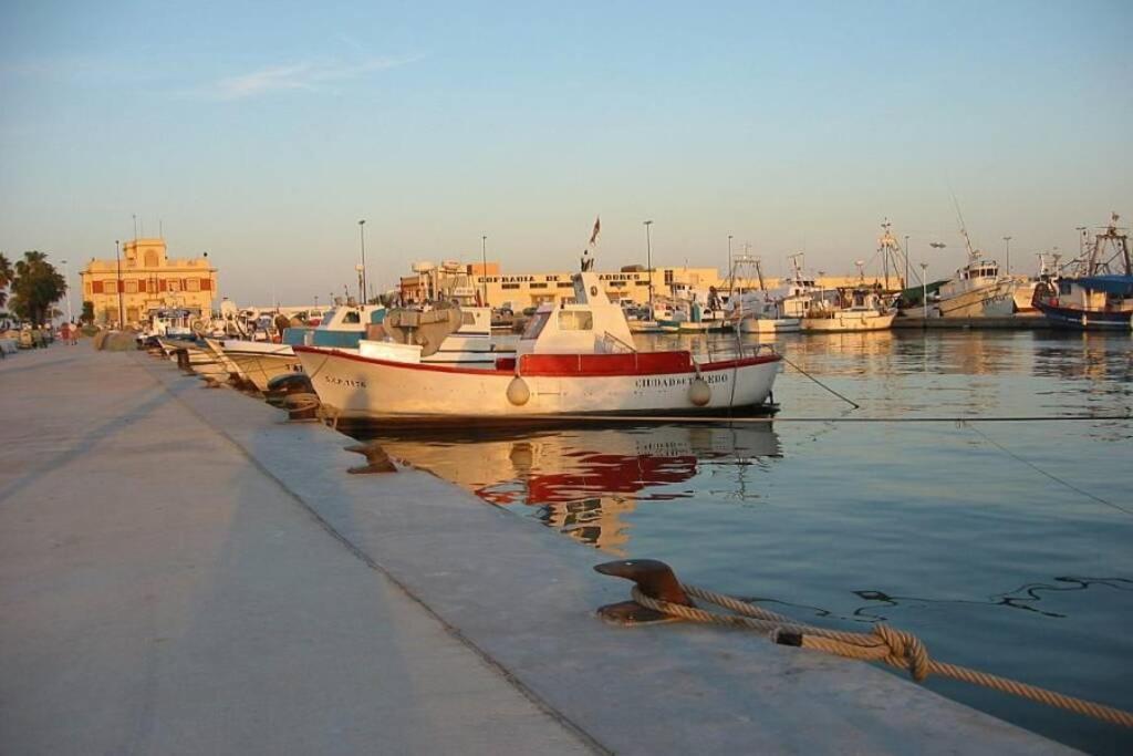 Comodo Cerca Del Mar